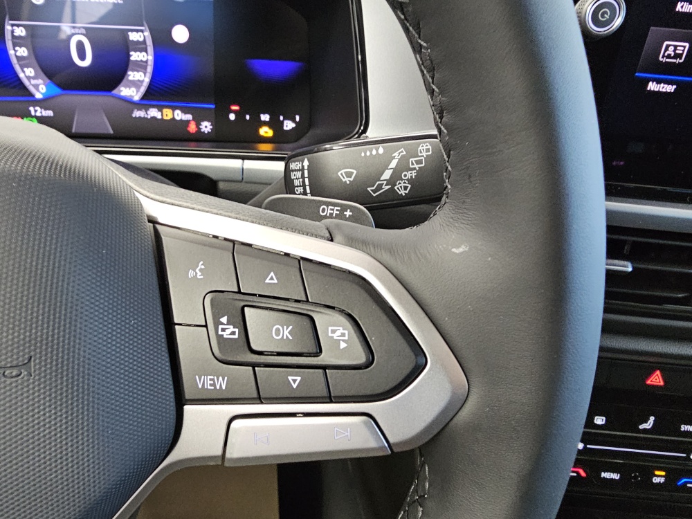 VW T-Roc  bei Hoffmann Automobile in Wolfsburg kaufen und sofort mitnehmen - Bild 18