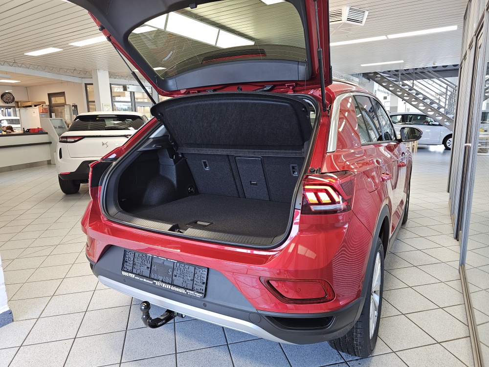 VW T-Roc  bei Hoffmann Automobile in Wolfsburg kaufen und sofort mitnehmen - Bild 2