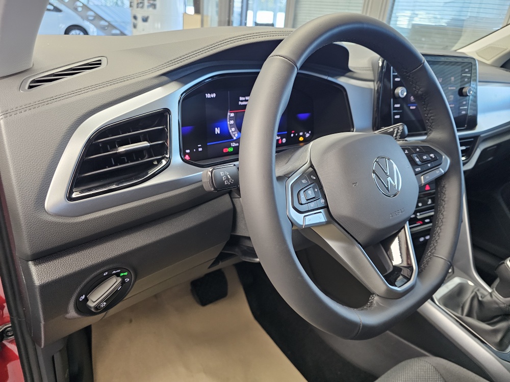 VW T-Roc  bei Hoffmann Automobile in Wolfsburg kaufen und sofort mitnehmen - Bild 22