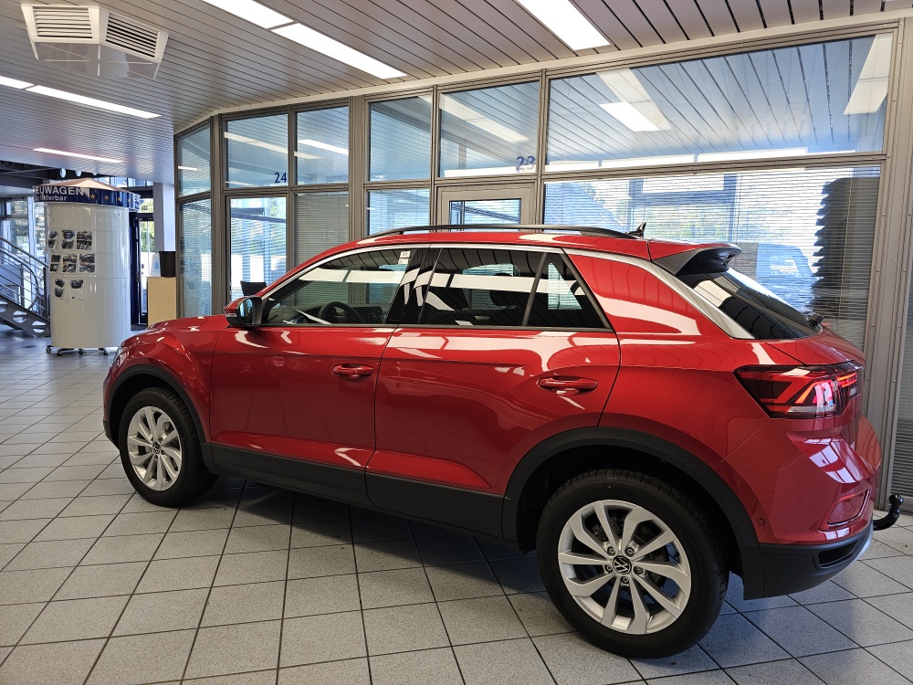 VW T-Roc  bei Hoffmann Automobile in Wolfsburg kaufen und sofort mitnehmen - Bild 25