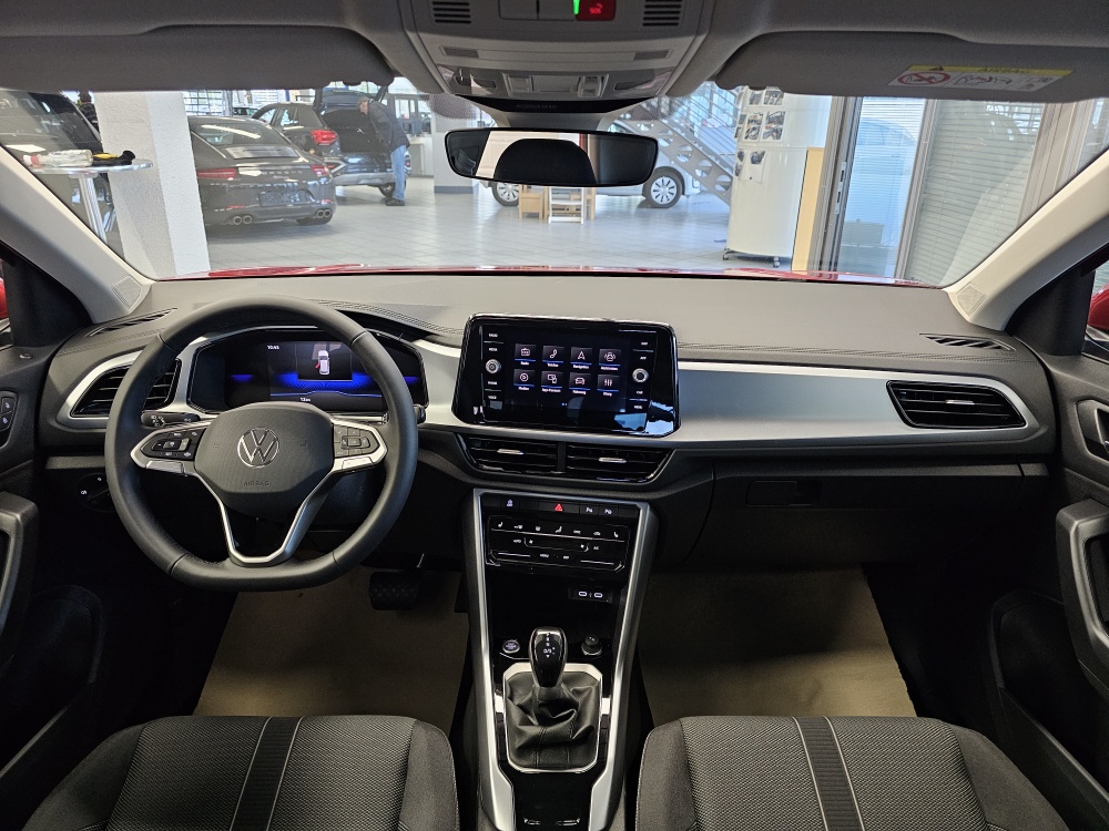 VW T-Roc  bei Hoffmann Automobile in Wolfsburg kaufen und sofort mitnehmen - Bild 7