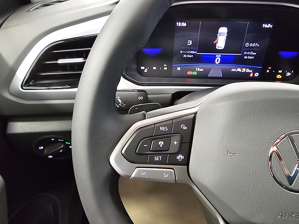 VW T-Roc  bei Hoffmann Automobile in Wolfsburg kaufen und sofort mitnehmen - Bild 18