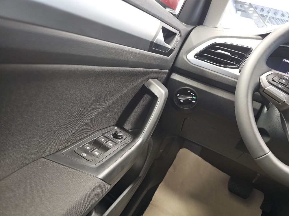 VW T-Roc  bei Hoffmann Automobile in Wolfsburg kaufen und sofort mitnehmen - Bild 19