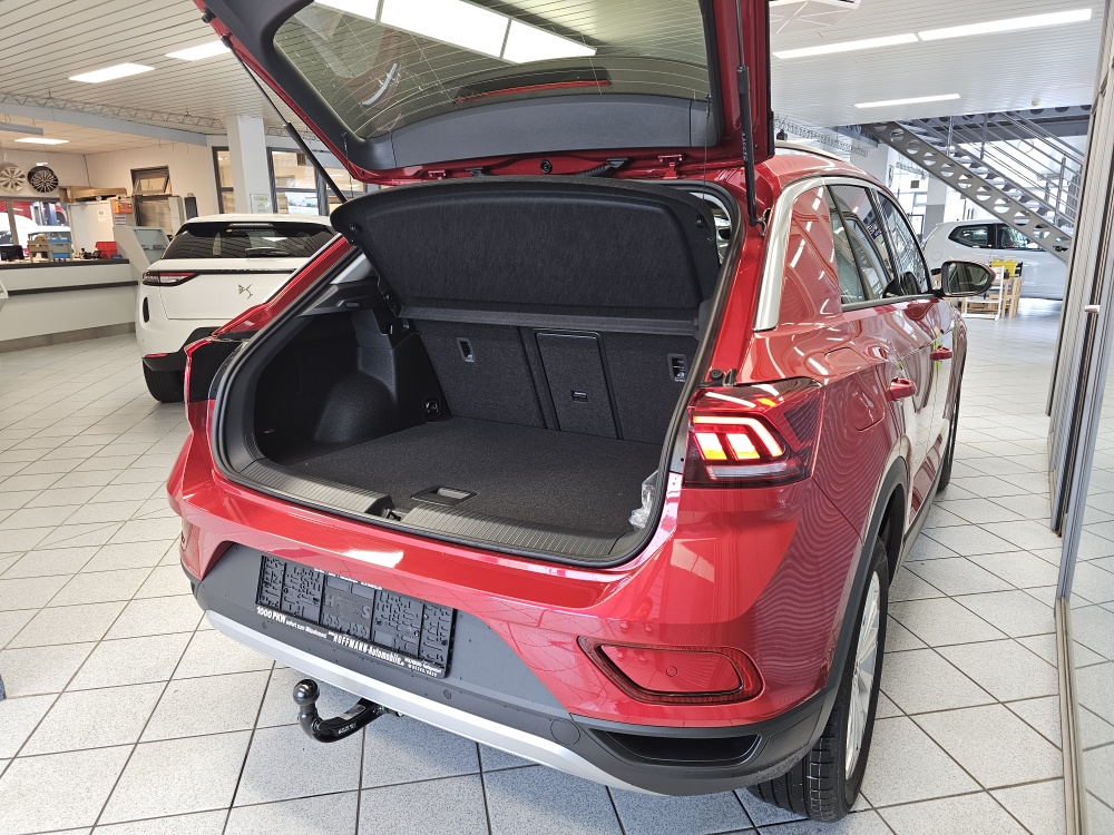 VW T-Roc  bei Hoffmann Automobile in Wolfsburg kaufen und sofort mitnehmen - Bild 2