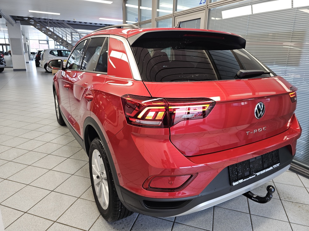 VW T-Roc  bei Hoffmann Automobile in Wolfsburg kaufen und sofort mitnehmen - Bild 3