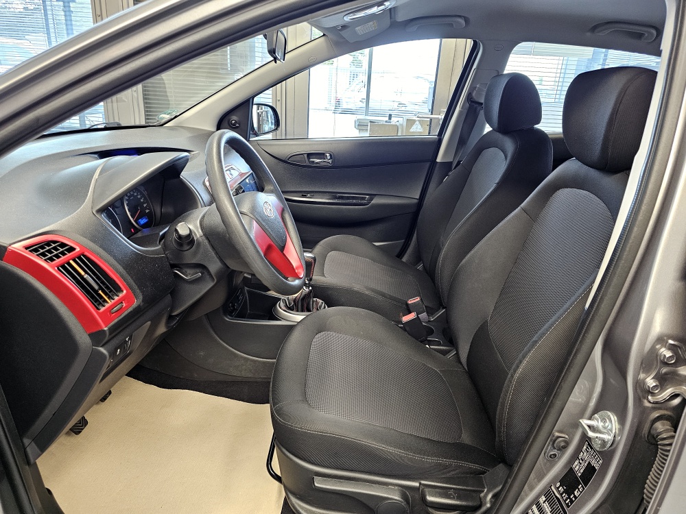 Hyundai i20  bei Hoffmann Automobile in Wolfsburg kaufen und sofort mitnehmen - Bild 14