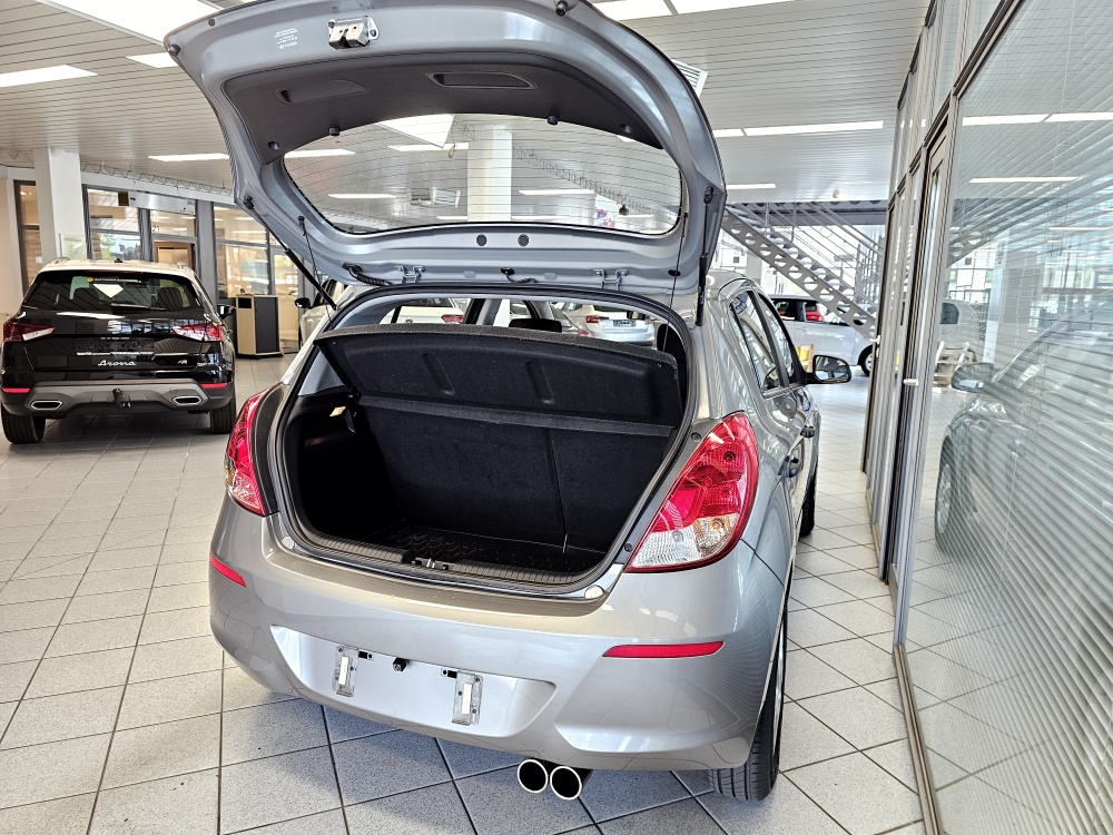 Hyundai i20  bei Hoffmann Automobile in Wolfsburg kaufen und sofort mitnehmen - Bild 2