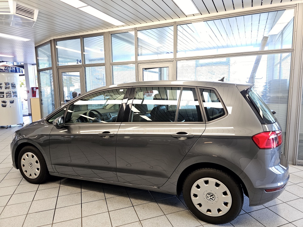 VW Golf Sportsvan  bei Hoffmann Automobile in Wolfsburg kaufen und sofort mitnehmen - Bild 13
