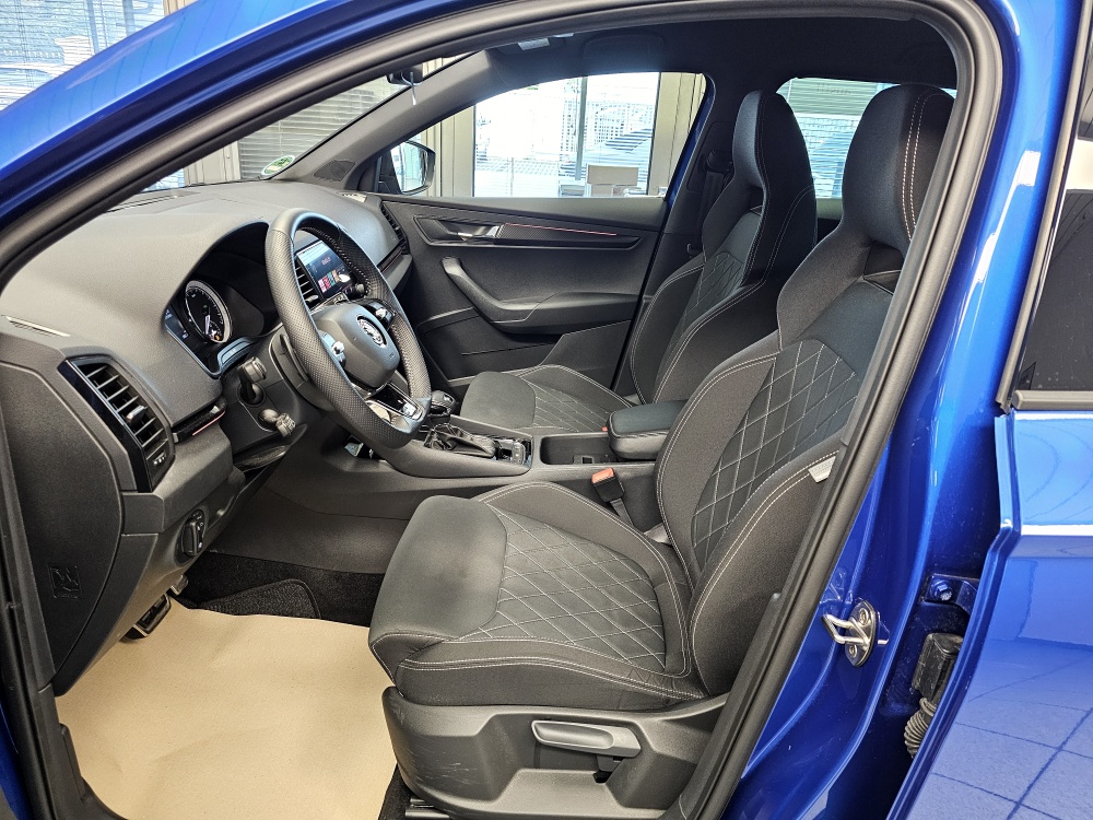 Skoda Karoq  bei Hoffmann Automobile in Wolfsburg kaufen und sofort mitnehmen - Bild 18