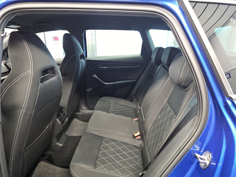 Skoda Karoq  bei Hoffmann Automobile in Wolfsburg kaufen und sofort mitnehmen - Bild 6