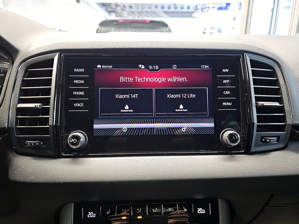 Skoda Karoq  bei Hoffmann Automobile in Wolfsburg kaufen und sofort mitnehmen - Bild 9