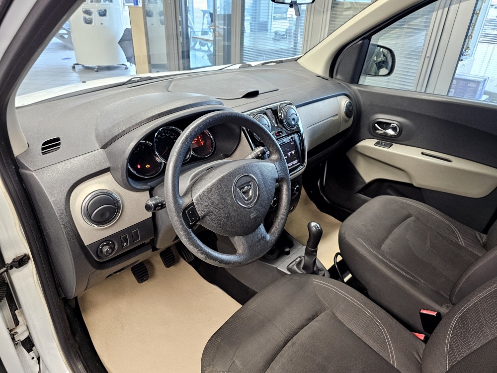 Dacia Lodgy  bei Hoffmann Automobile in Wolfsburg kaufen und sofort mitnehmen - Bild 10