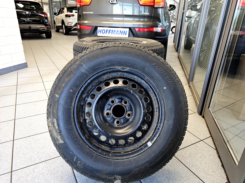 Kia Sportage  bei Hoffmann Automobile in Wolfsburg kaufen und sofort mitnehmen - Bild 4