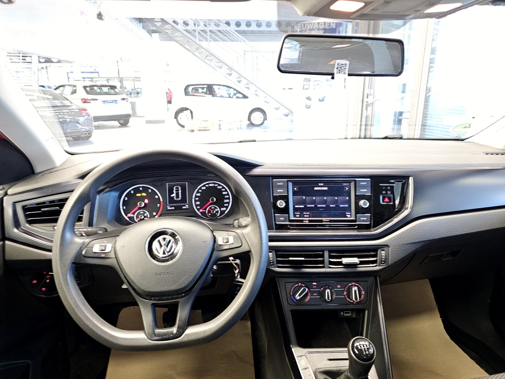 VW Polo  bei Hoffmann Automobile in Wolfsburg kaufen und sofort mitnehmen - Bild 12
