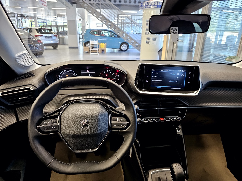 Peugeot 208  bei Hoffmann Automobile in Wolfsburg kaufen und sofort mitnehmen - Bild 10