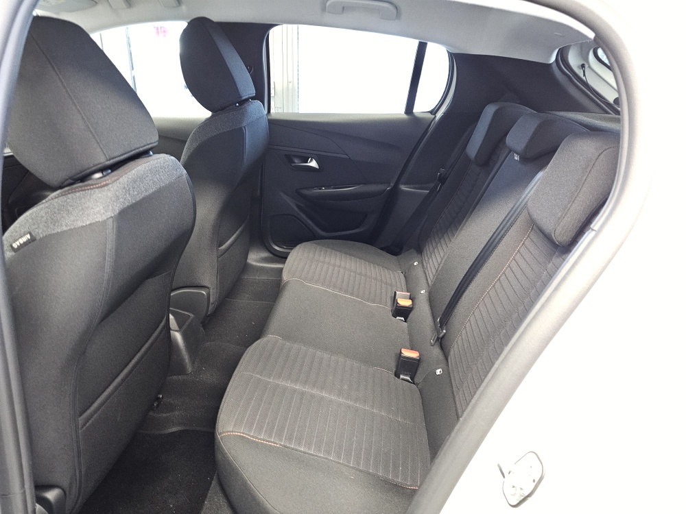 Peugeot 208  bei Hoffmann Automobile in Wolfsburg kaufen und sofort mitnehmen - Bild 4