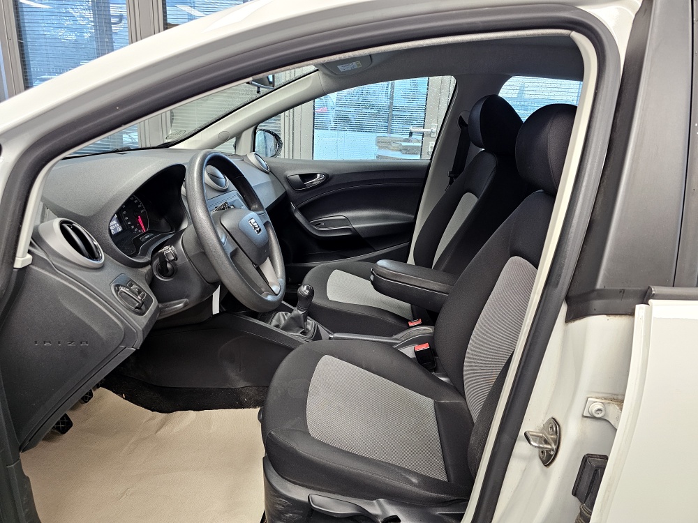 Seat Ibiza ST  bei Hoffmann Automobile in Wolfsburg kaufen und sofort mitnehmen - Bild 11