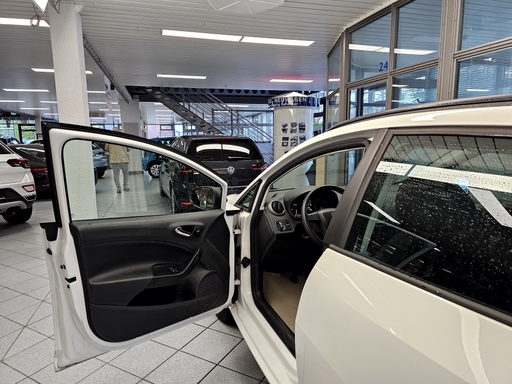Seat Ibiza ST  bei Hoffmann Automobile in Wolfsburg kaufen und sofort mitnehmen - Bild 12