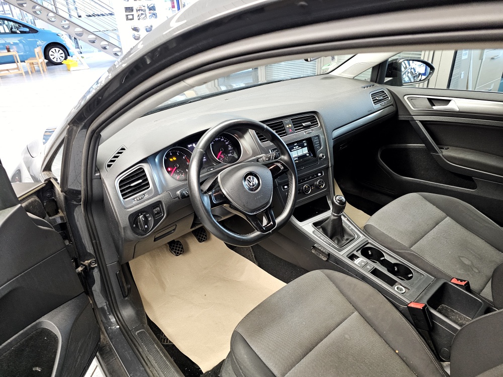VW Golf  bei Hoffmann Automobile in Wolfsburg kaufen und sofort mitnehmen - Bild 11