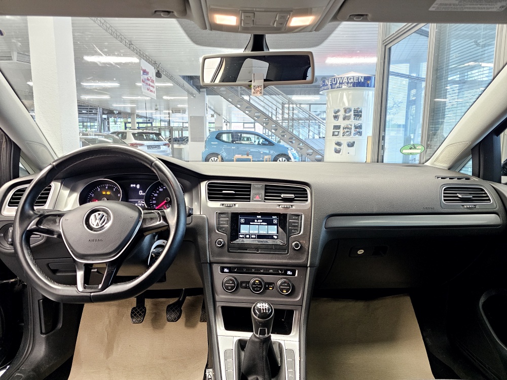 VW Golf  bei Hoffmann Automobile in Wolfsburg kaufen und sofort mitnehmen - Bild 6