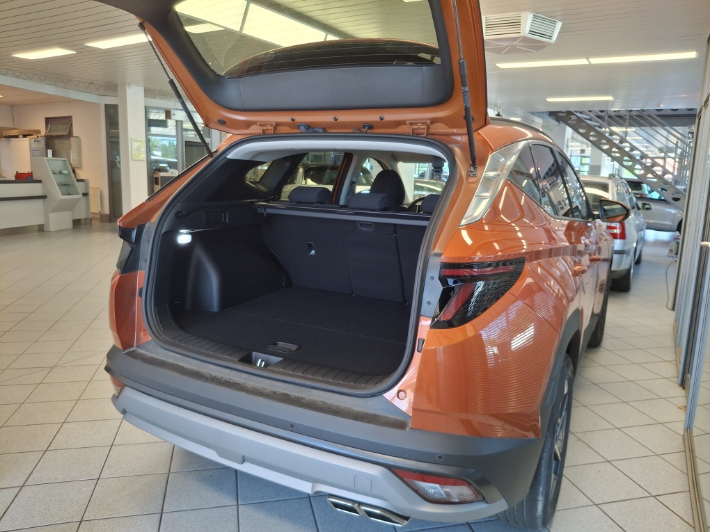 Hyundai Tucson  bei Hoffmann Automobile in Wolfsburg kaufen und sofort mitnehmen - Bild 2