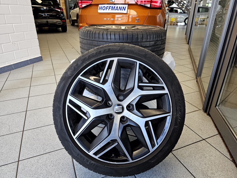 Seat Ateca  bei Hoffmann Automobile in Wolfsburg kaufen und sofort mitnehmen - Bild 5
