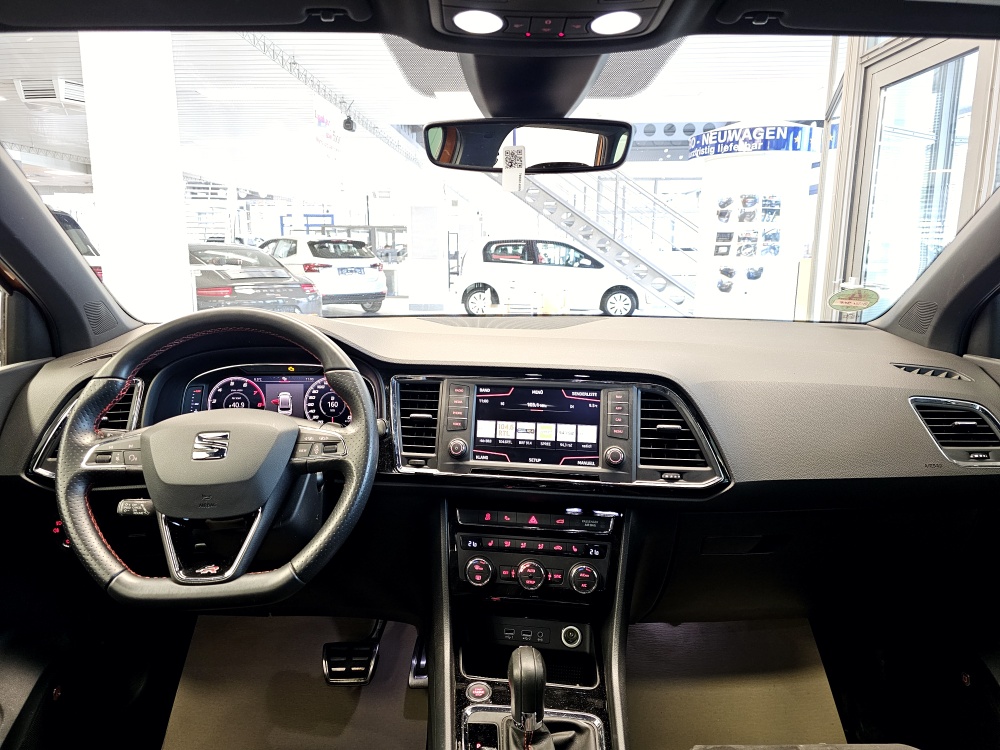 Seat Ateca  bei Hoffmann Automobile in Wolfsburg kaufen und sofort mitnehmen - Bild 8