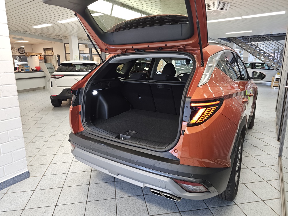 Hyundai Tucson  bei Hoffmann Automobile in Wolfsburg kaufen und sofort mitnehmen - Bild 2