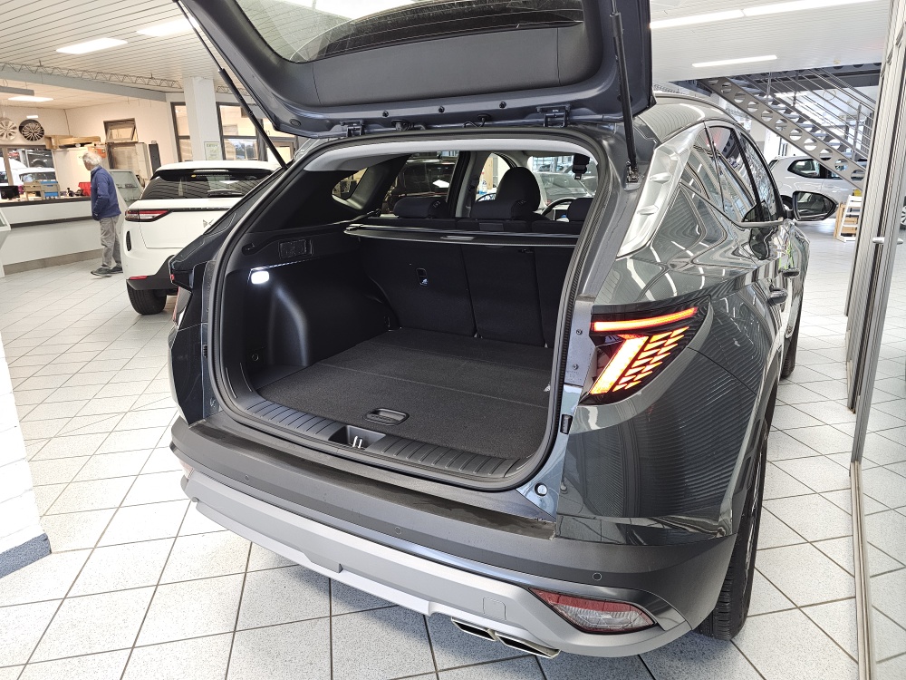 Hyundai Tucson  bei Hoffmann Automobile in Wolfsburg kaufen und sofort mitnehmen - Bild 2