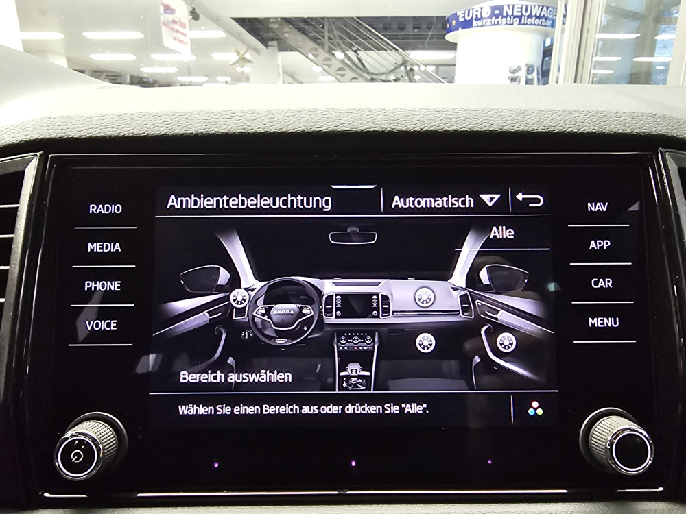 Skoda Karoq  bei Hoffmann Automobile in Wolfsburg kaufen und sofort mitnehmen - Bild 20