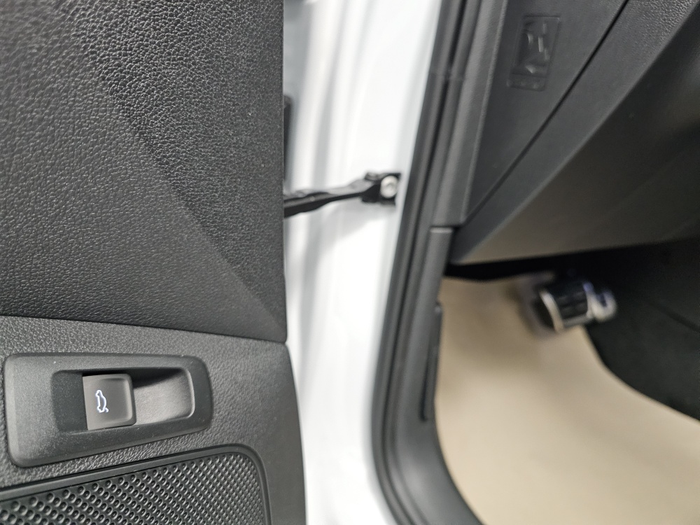 Skoda Karoq  bei Hoffmann Automobile in Wolfsburg kaufen und sofort mitnehmen - Bild 28