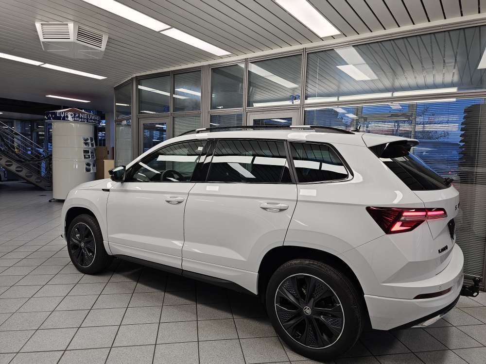 Skoda Karoq  bei Hoffmann Automobile in Wolfsburg kaufen und sofort mitnehmen - Bild 31
