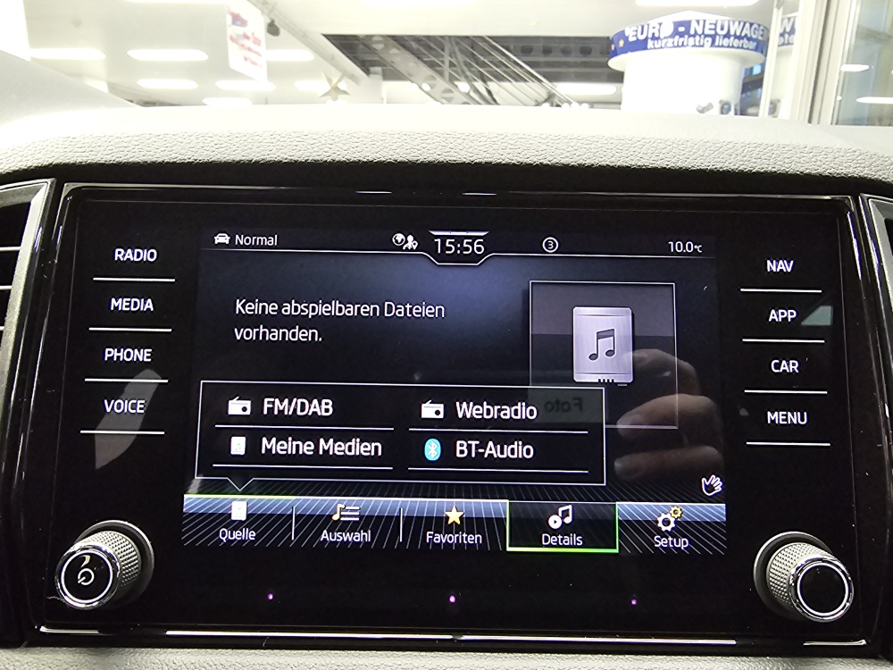 Skoda Karoq  bei Hoffmann Automobile in Wolfsburg kaufen und sofort mitnehmen - Bild 18