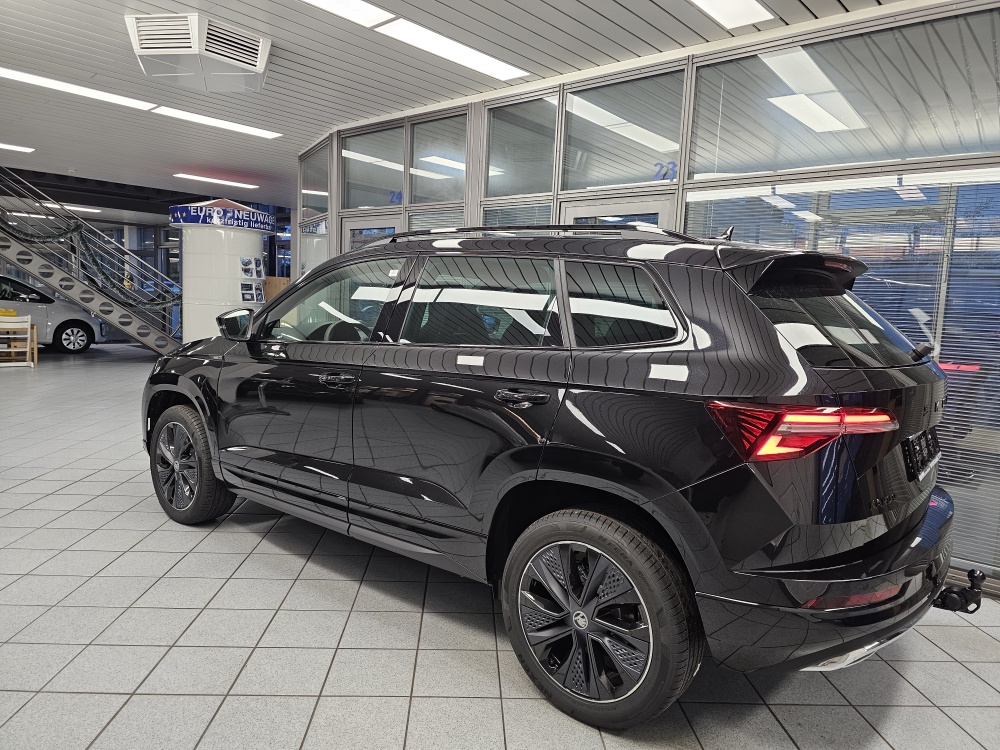 Skoda Karoq  bei Hoffmann Automobile in Wolfsburg kaufen und sofort mitnehmen - Bild 32