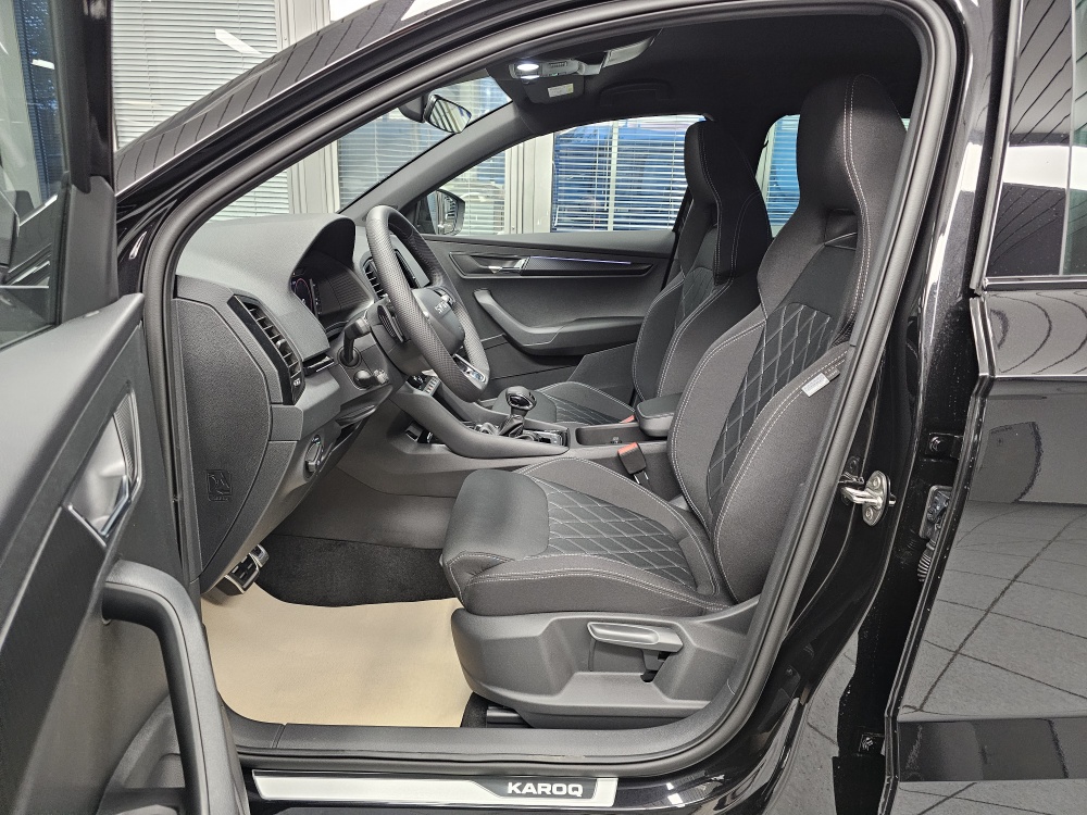 Skoda Karoq  bei Hoffmann Automobile in Wolfsburg kaufen und sofort mitnehmen - Bild 28