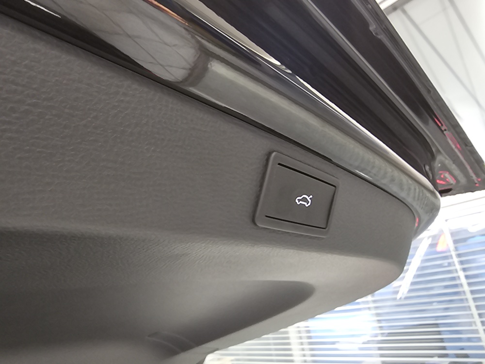 Skoda Karoq  bei Hoffmann Automobile in Wolfsburg kaufen und sofort mitnehmen - Bild 5