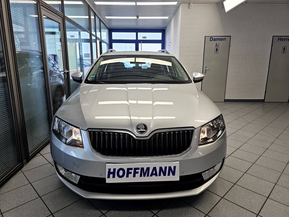 Skoda Octavia Combi  bei Hoffmann Automobile in Wolfsburg kaufen und sofort mitnehmen - Bild 18