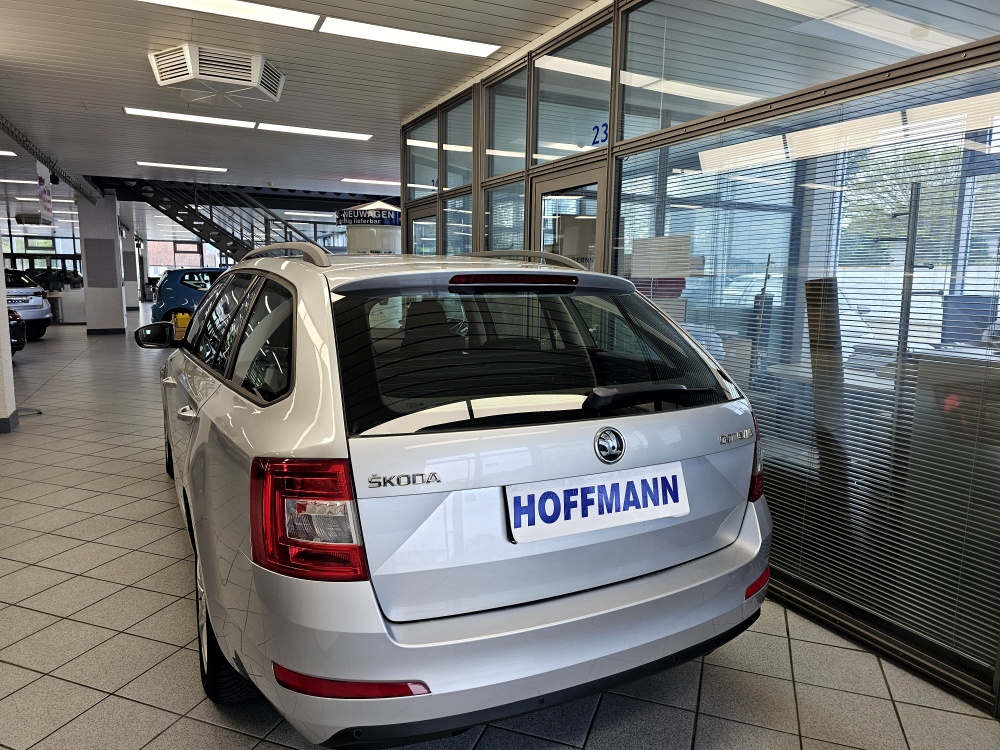 Skoda Octavia Combi  bei Hoffmann Automobile in Wolfsburg kaufen und sofort mitnehmen - Bild 5