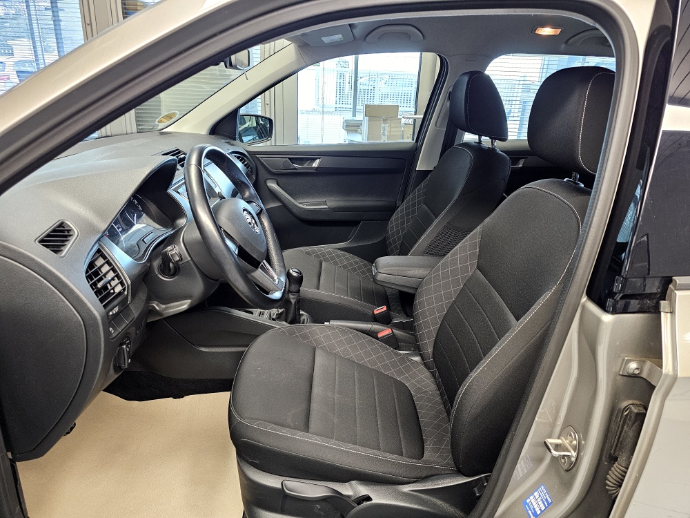Skoda Fabia Combi  bei Hoffmann Automobile in Wolfsburg kaufen und sofort mitnehmen - Bild 12