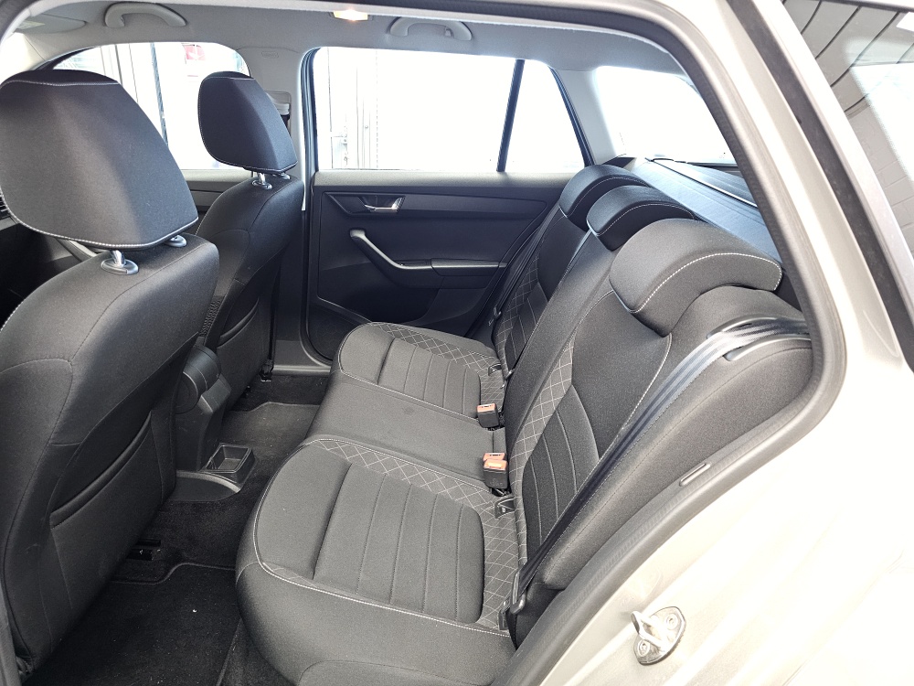 Skoda Fabia Combi  bei Hoffmann Automobile in Wolfsburg kaufen und sofort mitnehmen - Bild 4