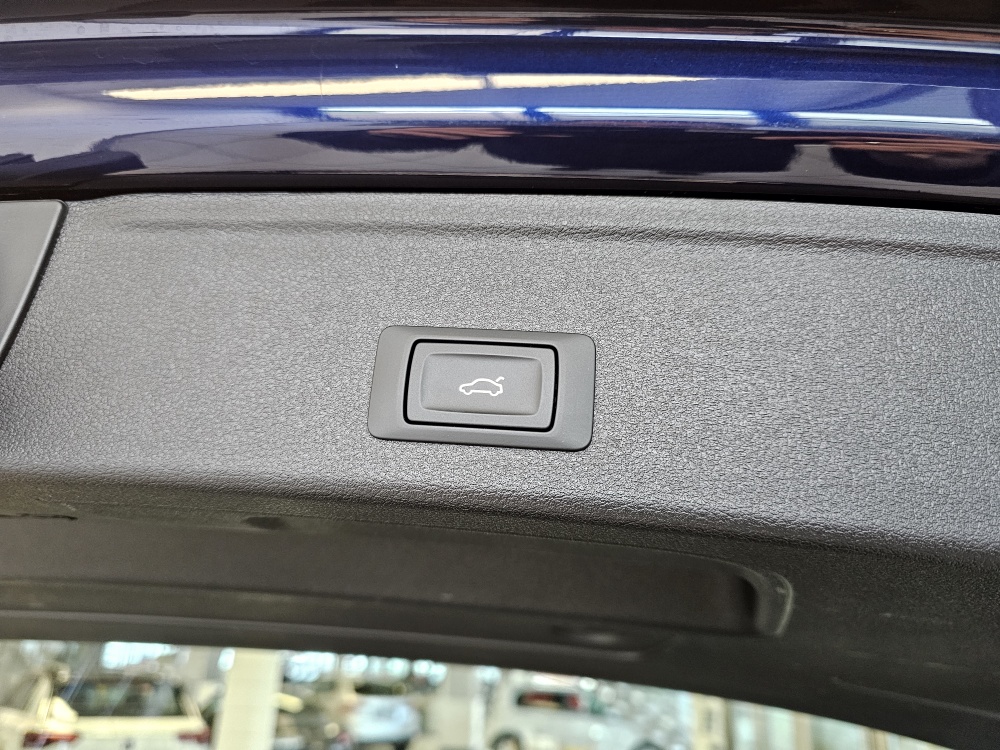 Audi A4 Avant  bei Hoffmann Automobile in Wolfsburg kaufen und sofort mitnehmen - Bild 3