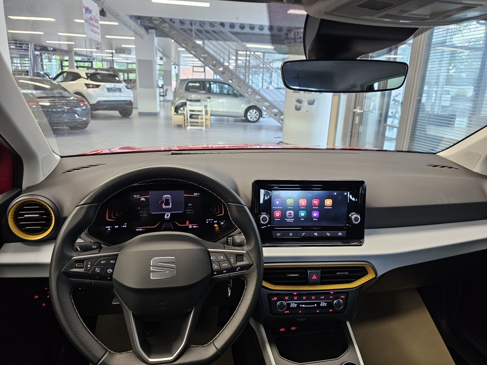Seat Arona  bei Hoffmann Automobile in Wolfsburg kaufen und sofort mitnehmen - Bild 14