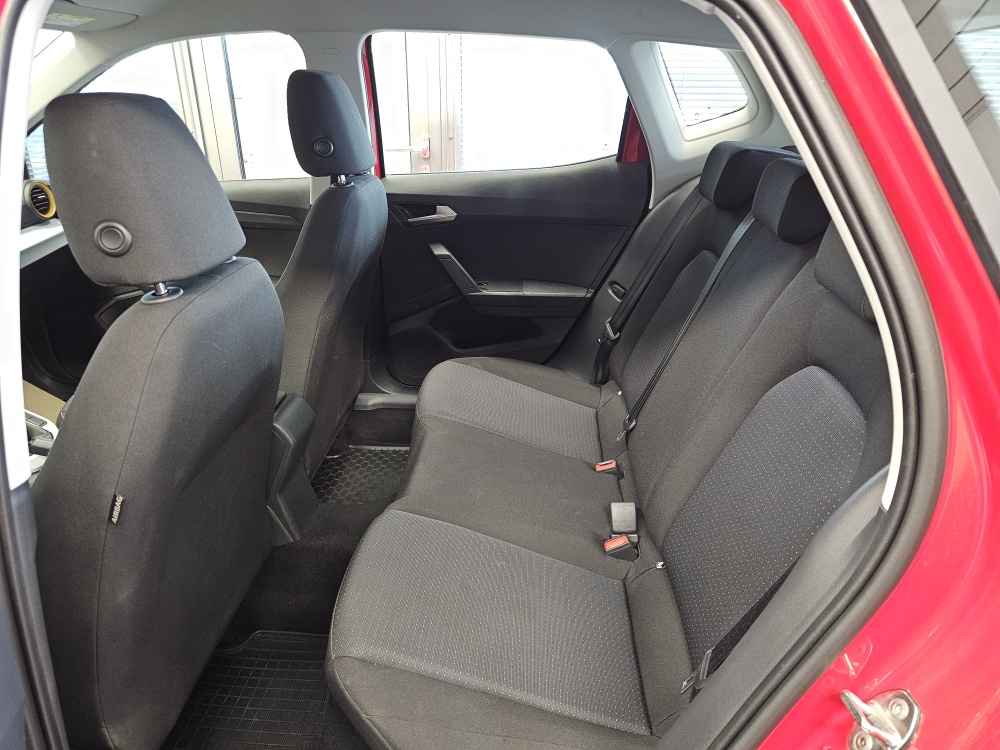 Seat Arona  bei Hoffmann Automobile in Wolfsburg kaufen und sofort mitnehmen - Bild 4