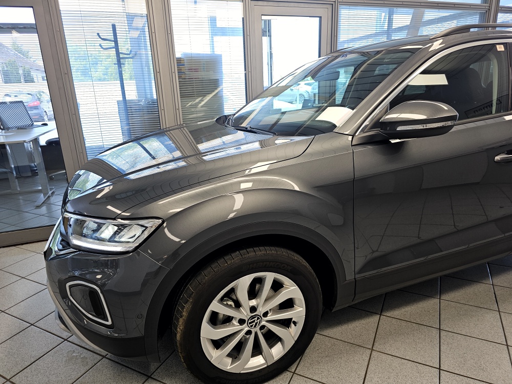 VW T-Roc  bei Hoffmann Automobile in Wolfsburg kaufen und sofort mitnehmen - Bild 21