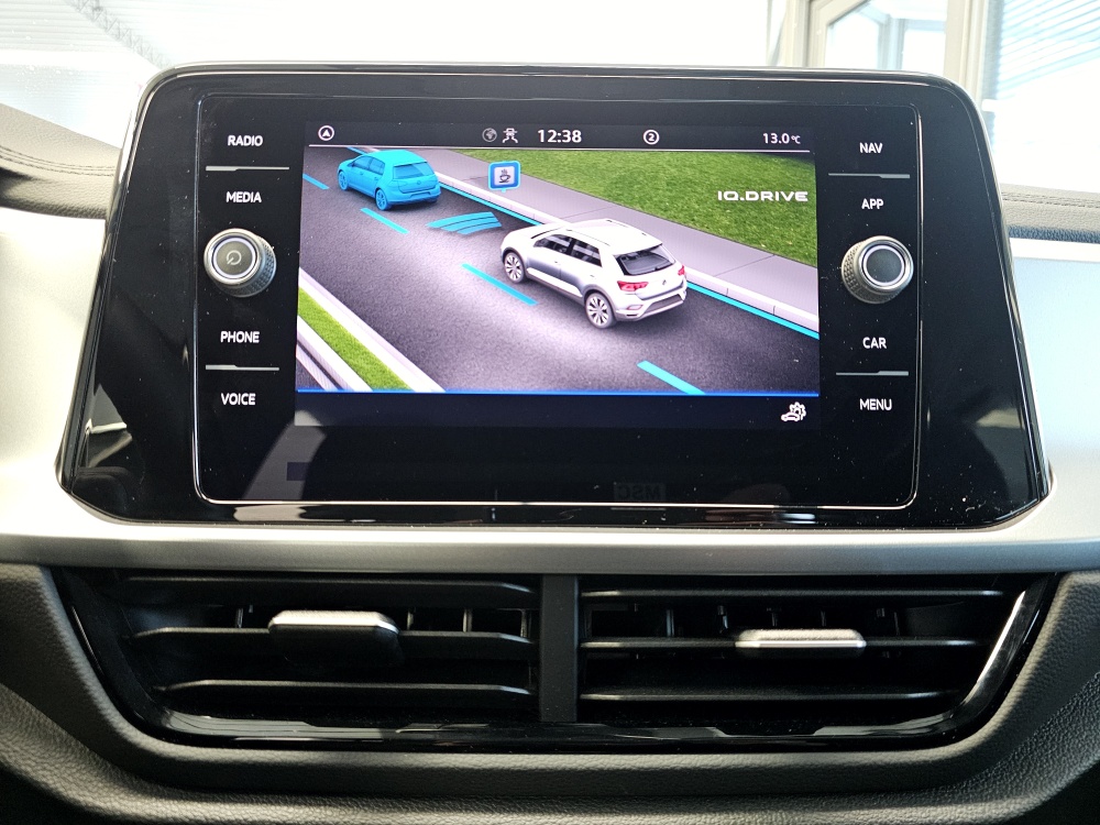 VW T-Roc  bei Hoffmann Automobile in Wolfsburg kaufen und sofort mitnehmen - Bild 9