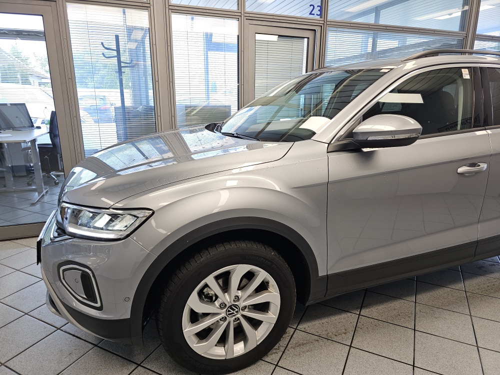 VW T-Roc  bei Hoffmann Automobile in Wolfsburg kaufen und sofort mitnehmen - Bild 21