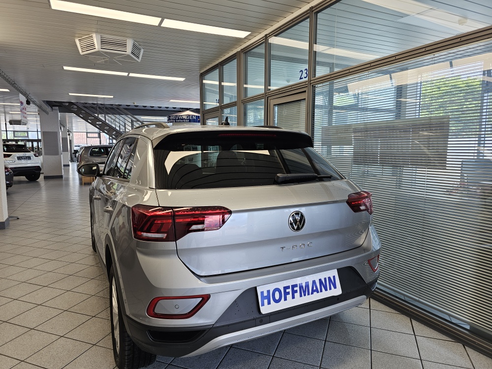 VW T-Roc  bei Hoffmann Automobile in Wolfsburg kaufen und sofort mitnehmen - Bild 3