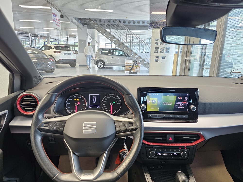 Seat Ibiza  bei Hoffmann Automobile in Wolfsburg kaufen und sofort mitnehmen - Bild 13