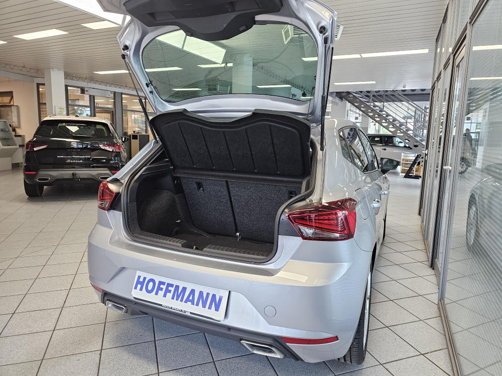 Seat Ibiza  bei Hoffmann Automobile in Wolfsburg kaufen und sofort mitnehmen - Bild 2