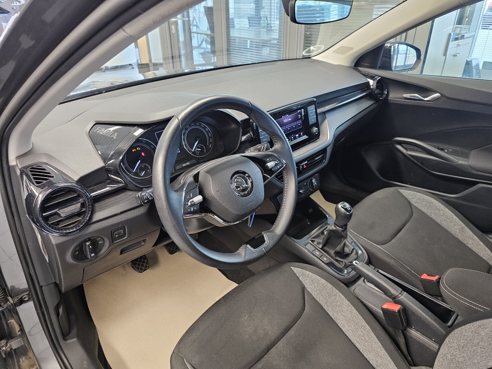 Skoda Fabia  bei Hoffmann Automobile in Wolfsburg kaufen und sofort mitnehmen - Bild 14